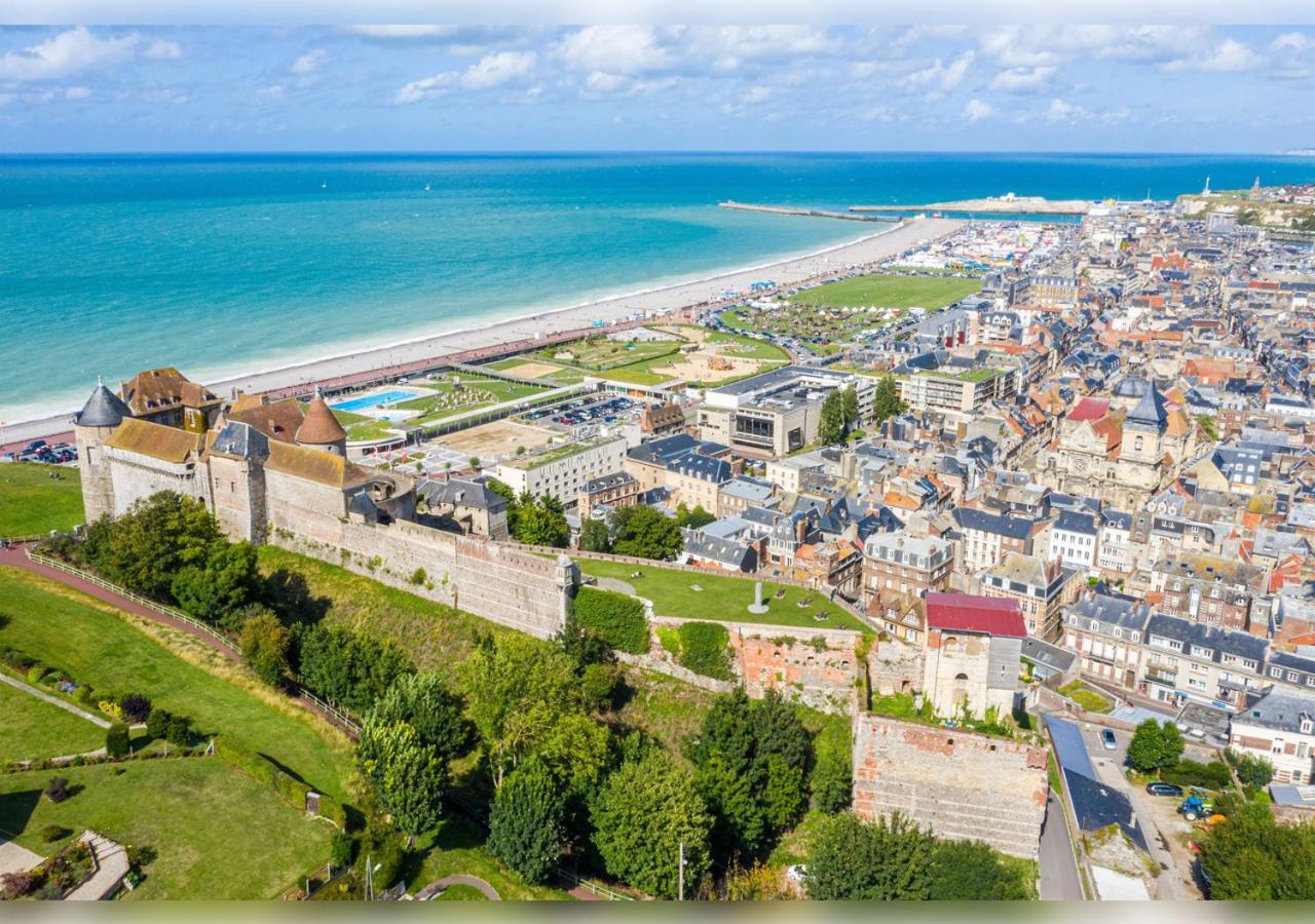 Maison De Charme A Dieppe, Confort Et Loisirs Exterior foto